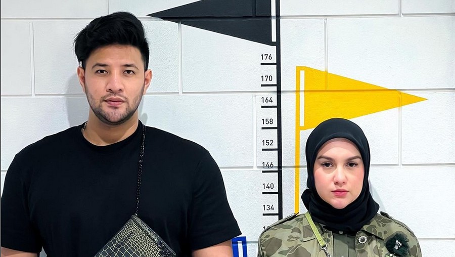 Ammar Zoni dan Irish Bella Ammar Zoni dan Irish Bella.
