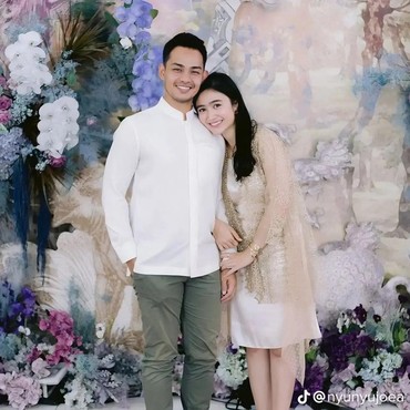 Ini 7 Potret Mesra Febby Rastanty & Pacar Berseragam Baru Go Public