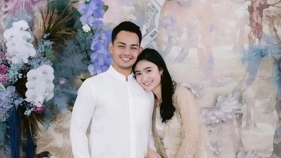 Febby Rastanty dan Pacar Berseragam