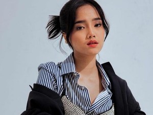 Ragam Penampilan Fuji saat Pemotretan, Mulai dari Kasual hingga Glamor yang Menarik untuk Ditiru!