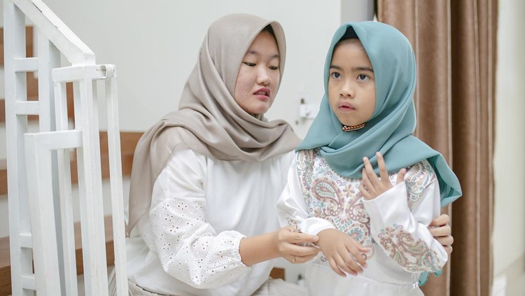 muslim in indonesia celebrate a eid-ul-fitri
