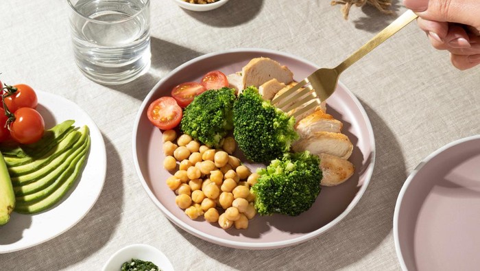 Makanan Tinggi Karbohidrat Yang Perlu Dihindari Saat Diet/ Foto: Freepik.com/author/freepik