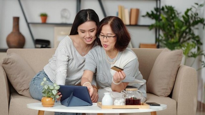 Tips Membangun Financial Boundareis dengan Keluarga/Foto:Freepik.com/Dragoniimages