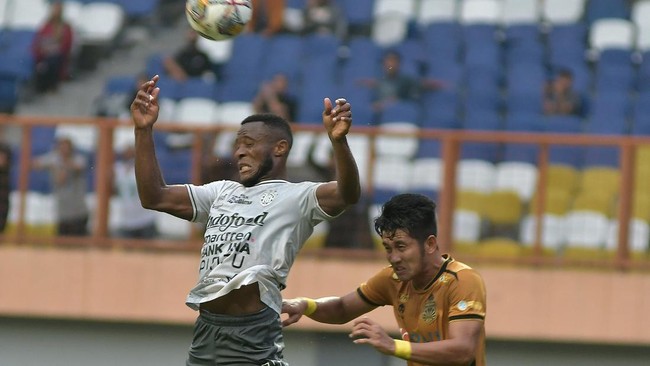 Perubahan klasemen Liga 1 2022/2023 terjadi usai Madura United dan Bhayangkara FC menang pada pekan ke-30, Sabtu (11/3).