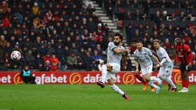 Hasil Liga Inggris: Salah Gagal Penalti, Liverpool Kalah