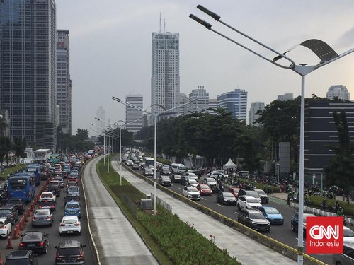 Masyarakat diimbau menghindari jalan sekitar Senayan dan GBK  akibat ada sejumlah acara besar yang digelar hampir bebarengan pada akhir pekanini.