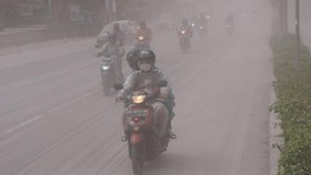 Debu Vulkanik Mulai Sirna di Langit Magelang, Matahari Sudah Terlihat