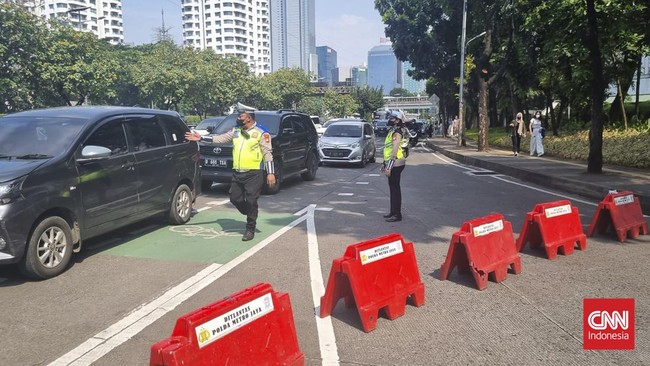 Rekayasa lalu lintas di sekitar Stadion Utama Gelora Bung Karno (SUGBK) diterapkan saat laga Indonesia vs Argentina, Senin (19/6) malam.