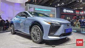 Belum Dijual, Mobil Listrik Lexus RZ450 e Masih Fokus Uji Laik Jalan