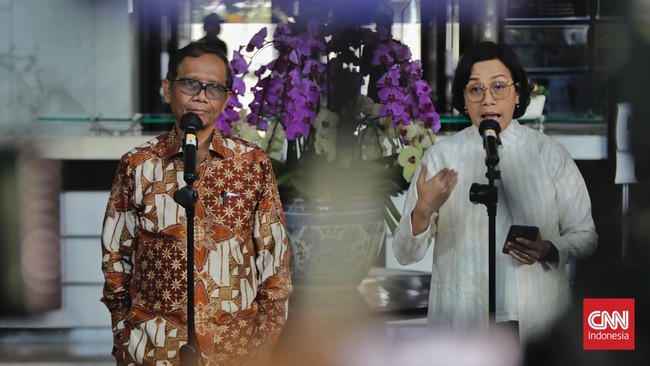 Mahfud MD bakal menjelaskan soal transaksi janggal Rp300 triliun di Kementerian Keuangan yang disebut bukan tergolong korupsi dan TPPU.