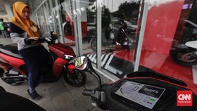13 Motor Listrik Subsidi Rp7 Juta Belum Laku
