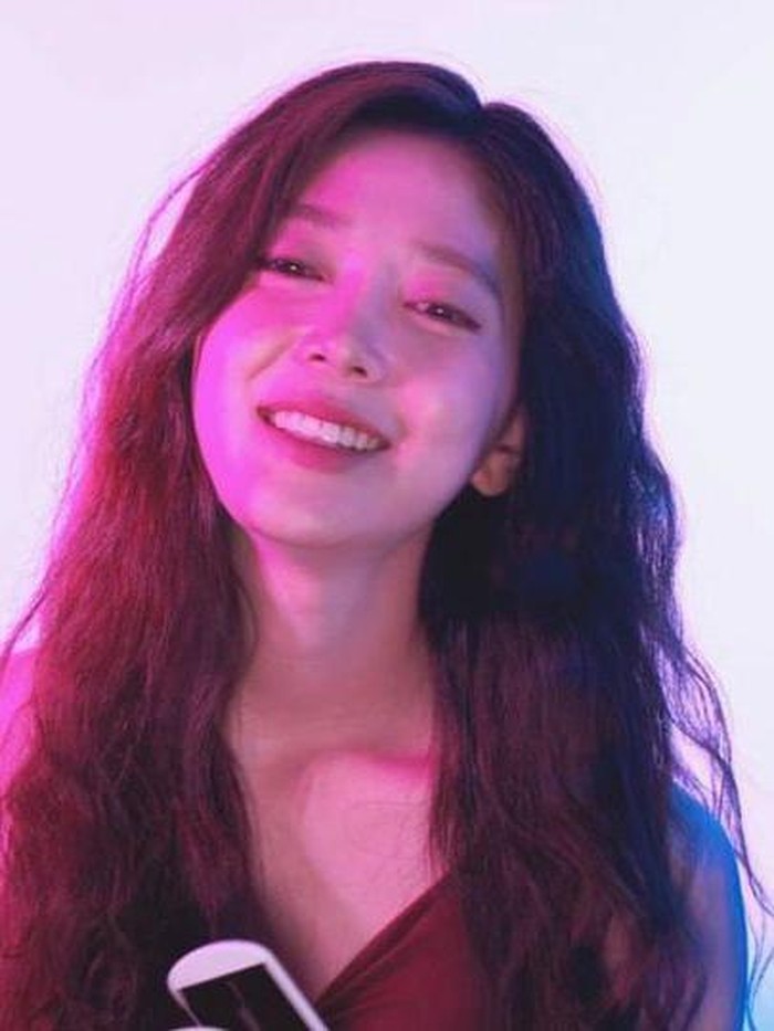 Akhir-akhir ini, nama Dojin 'FERRY BLUE' kembali jadi topik pembicaraan hangat oleh netizen Korea Selatan./ foto: instagram.com/jin_dozin