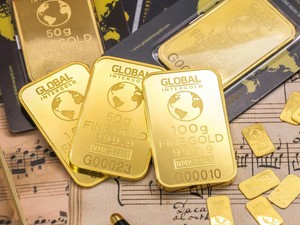 Harga Emas Babak Belur: 5 Rekor Buruk Emas Pekan Ini Bikin Nangis