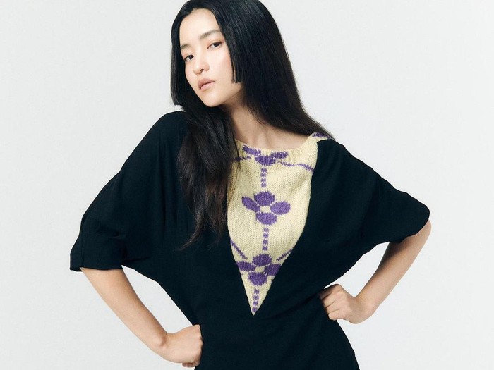 Kim Tae Ri berperan sebagai Goo San Young di drama The Devil