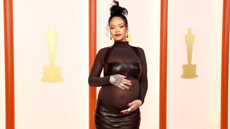 1473079255 HOLLYWOOD, CALIFORNIA - MARCH 12: Rihanna attends the 95th Annual Academy Awards on March 12, 2023 in Hollywood, California. (Photo by Kayla Oaddams/WireImage )