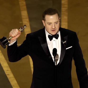 Brendan Fraser Jadi Aktor Terbaik di Oscar Lewat 'The Whale'