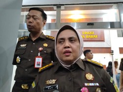 Tersangka Korupsi Tambang Pasir Besi, Kadis ESDM NTB Ditahan Kejati!