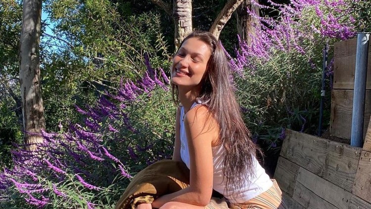 Bella Hadid Bella Hadid