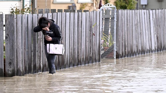 FOTO: Penampakan California Diterjang Banjir Bandang