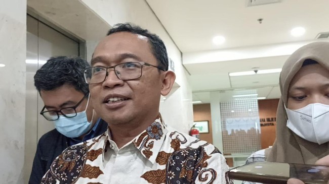 Dirut PT TransJakarta M Kuncoro Wibowo dikabarkan mengundurkan diri dari jabatannya. Padahal, dia baru menduduki jabatan tersebut pada Januari 2023.
