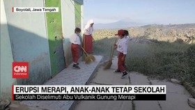 VIDEO: Erupsi Merapi, Anak-Anak Tetap Sekolah