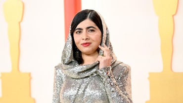7 Potret Gaun Berkerudung Malala Yousafzai di Red Carpet Piala Oscar 2023