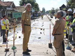 Ganjar Cek Perbaikan Jalan Solo-Purwodadi: Beberapa Sudah Diselesaikan