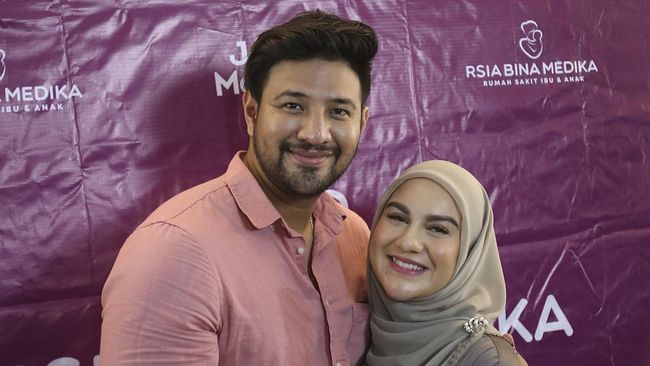 Irish Bella sudah gugat cerai Ammar Zon sejak 6 November ke Pengadilan Agama Depok. Gugatan itu bahkan sudah mulai disidangkan. 