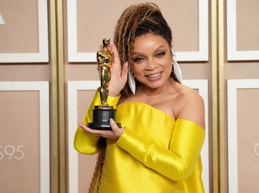Sejarah Baru, Ruth E Carter Wanita Kulit Hitam Pertama Raih 2 Piala Oscar