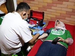 Komunitas Ojol Pendukung Ganjar Gelar Aksi Donor Darah