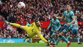 De Gea Respons Tekel Brutal Casemiro: Dia Tak Beruntung