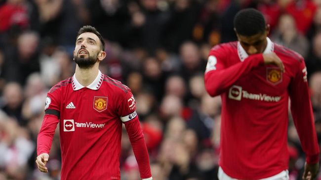 Bruno Fernandes Tak Senang Cara MU Lepas De Gea