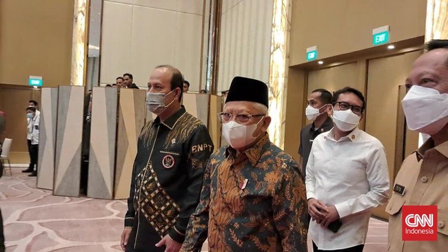 Wakil Presiden Ma'ruf Amin mengatakan Indonesia butuh suntikan dana dari BUMN dan swasta untuk pembangunan yang inklusif demi mengurangi angka kemiskinan.