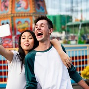 4 Pasangan Zodiak Ini Lebih Cocok Berteman daripada Pacaran, Dijamin Suasana Seru Terus!