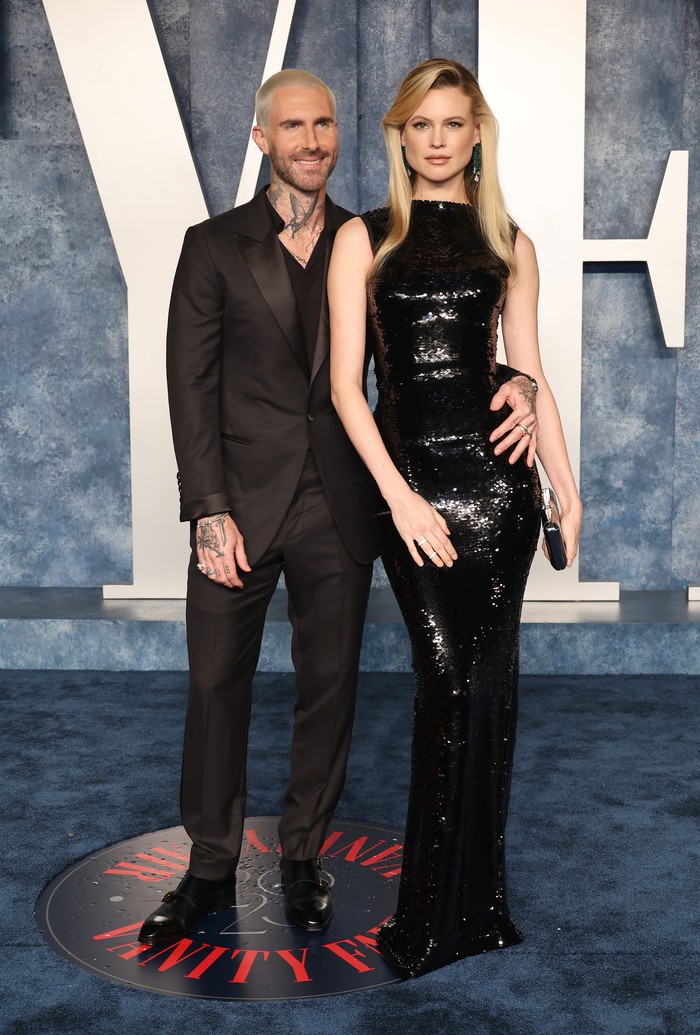 BEVERLY HILLS, CALIFORNIA - MARCH 12: (L-R) Adam Levine and Behati Prinsloo attend the 2023 Vanity Fair Oscar Party Hosted By Radhika Jones at Wallis Annenberg Center for the Performing Arts on March 12, 2023 in Beverly Hills, California. (Photo by Amy Sussman/Getty Images)