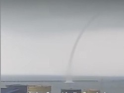 Kenapa Tornado Berbentuk seperti Corong?