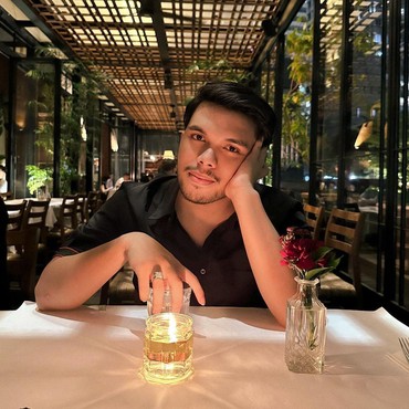 Denny Darko Ramal Thariq Halilintar Bakal Didekati Eks Pacar, Siapa?