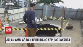 VIDEO: Jalan Amblas dan Berlubang Kepung Jakarta
