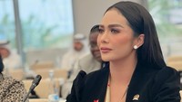 7 Potret Krisdayanti Wakili RI di Bahrain, Bahas Perdagangan Anak di Panti Asuhan