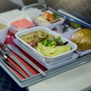 Viral di X Warganet Bahas 'Penumpang Minta Tambah Makanan Gratis di Pesawat', Memang Boleh?