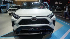 Toyota RAV4 PHEV Bakal Dijual Tahun Ini, Harga di Bawah Rp1 Miliar