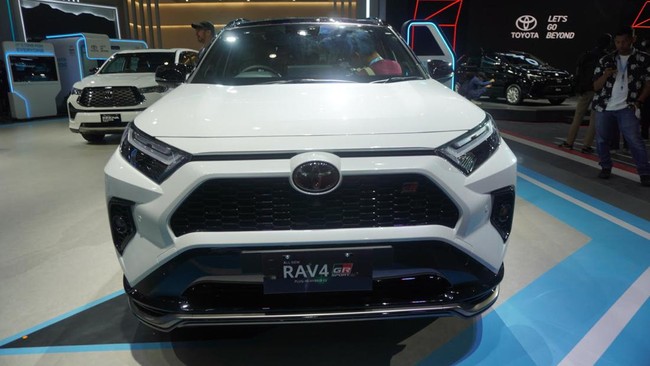 Toyota berharap RAV4 GR Sport PHEV bisa dijual tahun ini.