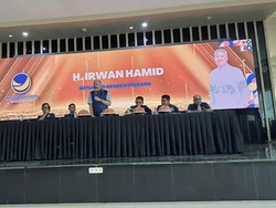 Beredar Foto Bupati Irwan Jadi Ketua NasDem Pinrang Pascalengser di Demokrat