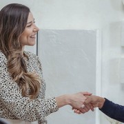 Pantas Sukes dalam Bisnis, Ternyata 4 Zodiak Ini Memang Paling Cerdas Bernegosiasi dengan Orang! Ada Kamu?
