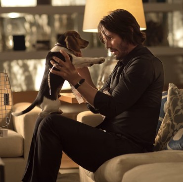 Keanu Reeves Ternyata Tak Suka Nonton Film Sendiri, Kecuali Dua Judul Ini