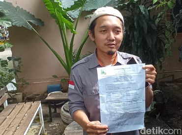 Ini Pekerjaan Baru Guru yang Dipecat karena Kritik Ridwan Kamil