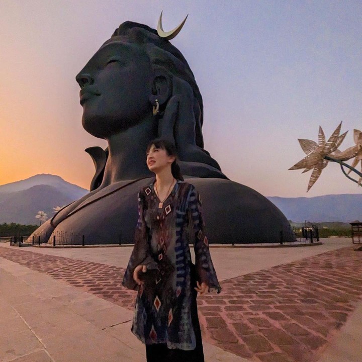<p>Eksis di dunia hiburan, Raline Shah kerap digosipkan dekat dengan beberapa publik figur meski tak pernah mengumumkan berpacaran. (Foto: Instagram @ralineshah)</p>