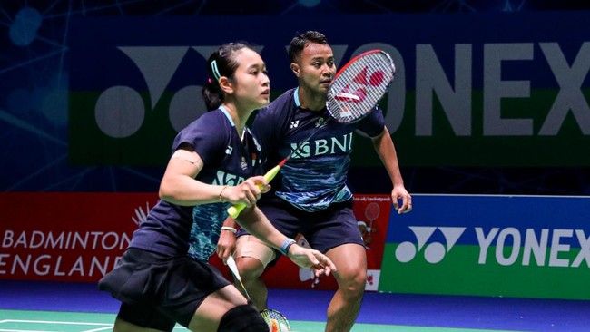 Rehan Naufal Kusharjanto/Lisa Ayu Kusumawati akan duel lawan ganda campuran nomor satu dunia yaitu Zheng Siwei/Huang Yaqiong di semifinal All England 2023.