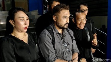 img-title Merasa Nama Baiknya Dicemarkan Sang Istri, Rizal Djibran Laporkan Sarah