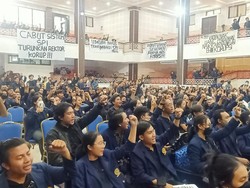 Ingin Uang SPI Kembali, BEM Unud Buka Posko Bantuan
